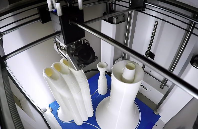 Watch What Happens When You Ship a 3D Printer While It's Still Printing!