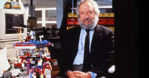 In Memory: Seymour Papert | MIT Media Lab