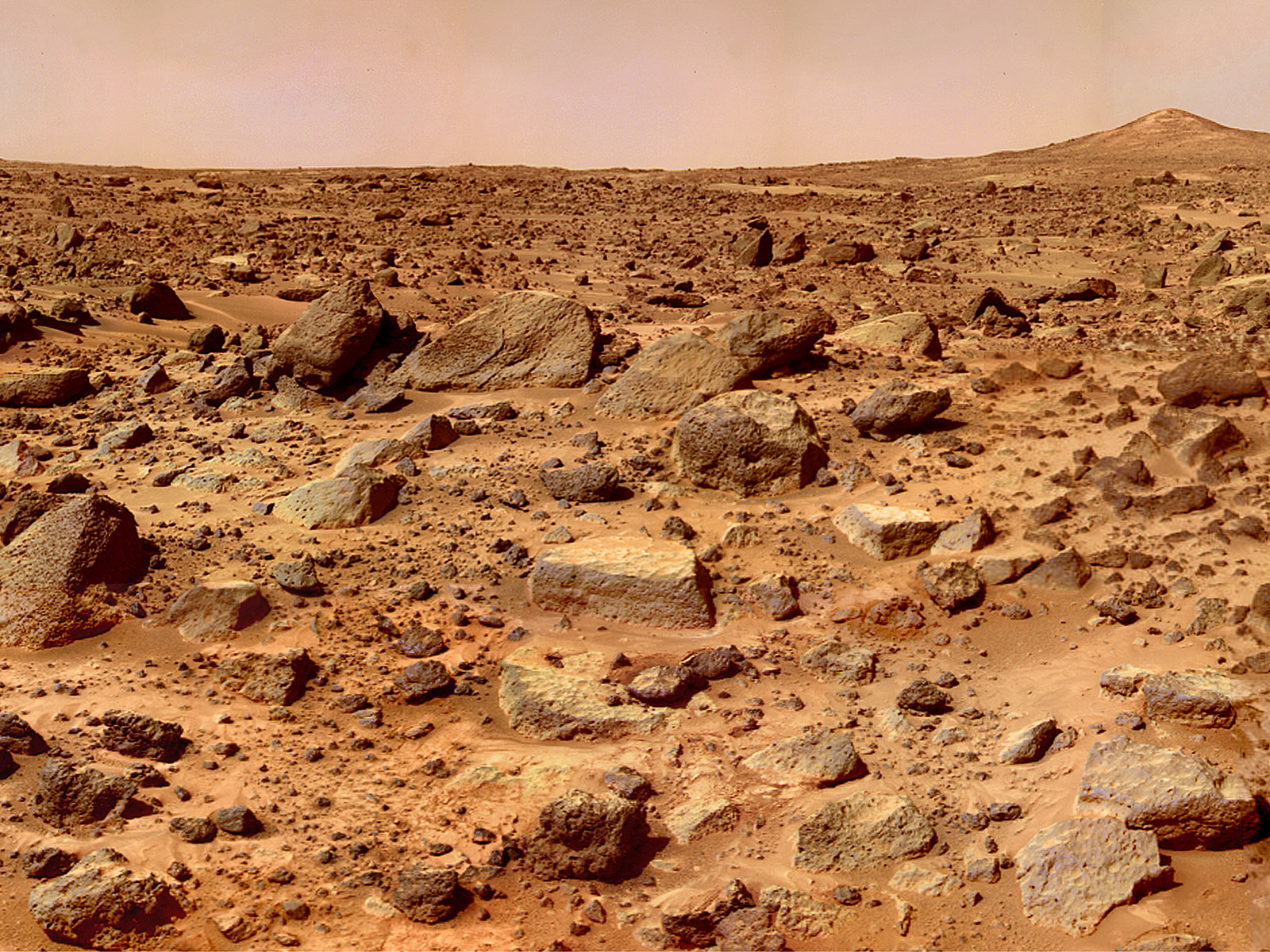 Grad Student Exploring Mars in Augmented Reality