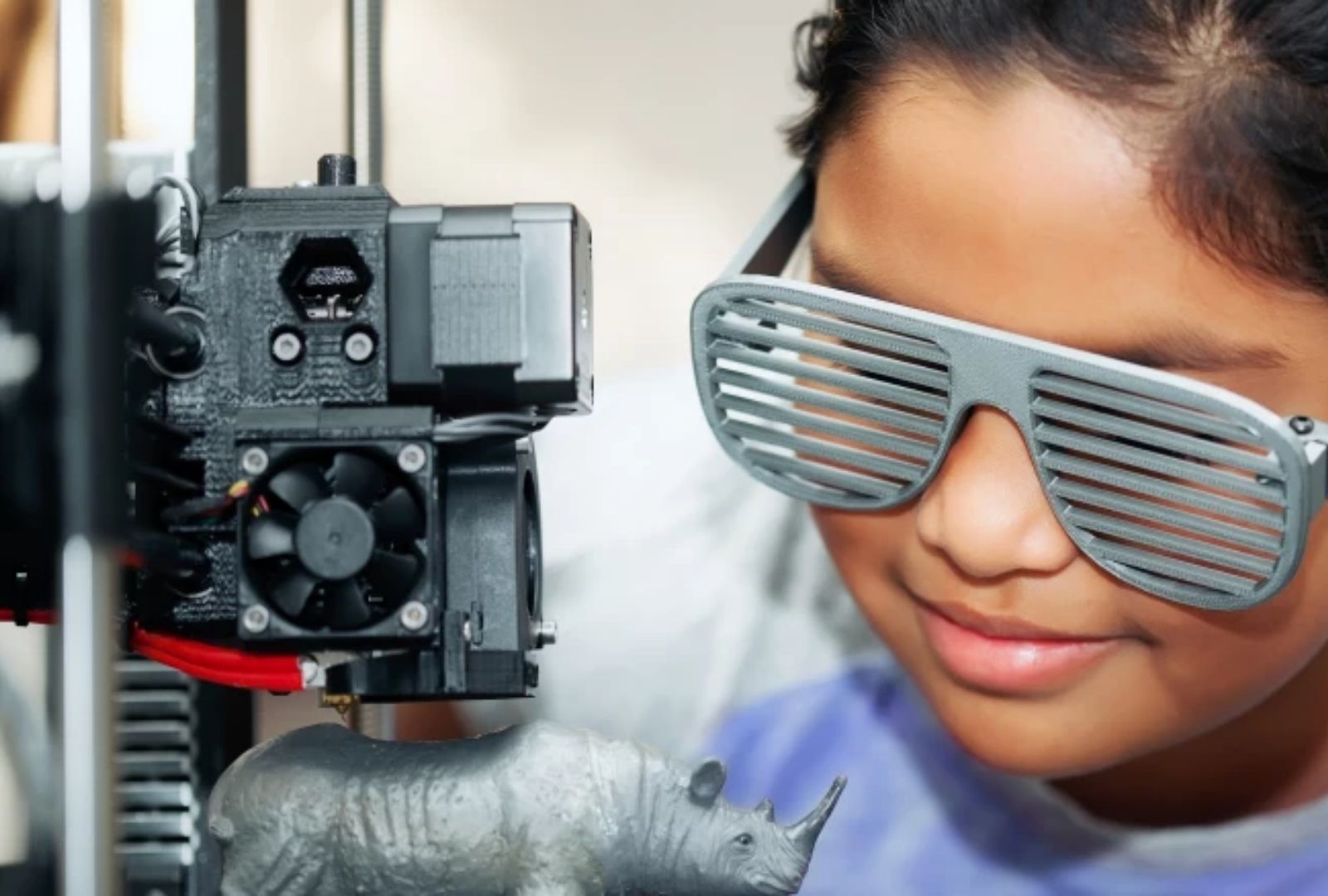 iINNOVATE Labs Introduce Students to VR, 3D Printers